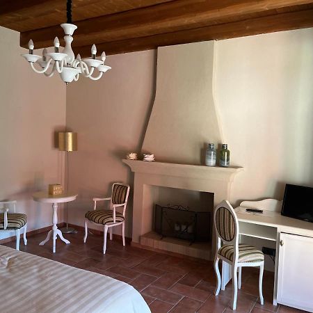 Agriturismo Il Torriglione La Morra Esterno foto